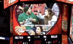 17 Kiss Cam Moments That Went Wonderfully Wrong Or Terrifically Right