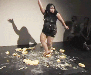 24 Absolutely Unexplainable GIFs. I cannot control my laughter. Watch them. all