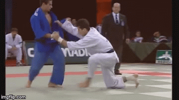 Back in the day… some crazy fast Koshi-waza!