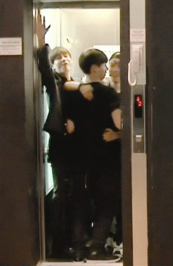 bts-gfx: “ huddling into a tiny elevator ”<<<<< All i see is Jikook