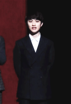 EXO, D.O i think Kyungsoo is taking classes from Luhan on how to make creepy faces...