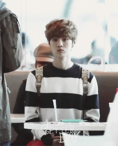 extremely cute Luhan 