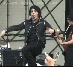 First Gerard... then Mikey in the background.. the perfect gif.<<<<the way brothers are so freakin sassy I love them