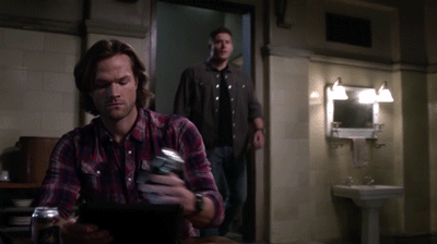 [gifset] Epic Winchester catches. and then there’s the one time it didn’t work…