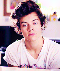 Happy Birthday Harry Styles! 20 of Our Favorite Harry GIFs | Cambio