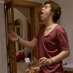 Harry how did you fit a whole doughnut in your mouth? {GIF}