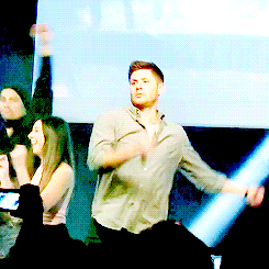 I like to imagine Jensen in dance clubs just doing his own thing, completely unaware of what's happening around him hahaha