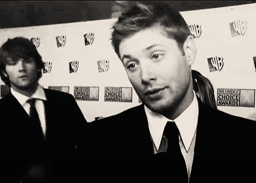 so here's the best GIF ever. I love how Jensen doesn't pull away immediately like, 