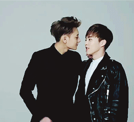 Tao trying to intimidate the oldest hyung but boy, you don't know who you're dealing with. xD