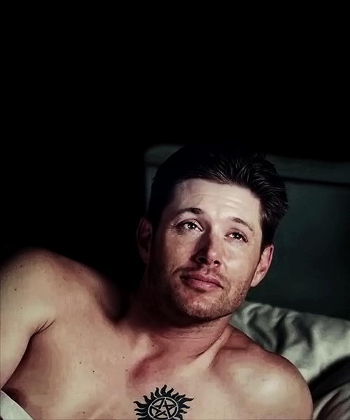 Tattoo/hair appreciation - I'm going to enjoy the hell out of Demon!Dean (lol while I can--these kinds of shots won't be on the screen forever!