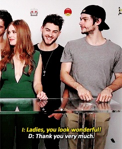 #TeenWolf cast - Dylan O´Brien is funny :  gif