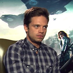The interviewer Makes Sebastian Stan (Bucky laugh. How to go from serious to laughing in seconds...