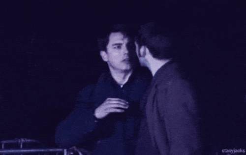 This is my new favourite gif, even tho I have absolutely no idea what's going on just look at David's reaction