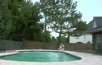 This kid who believed he could fly. | 22 Fools Who Thought They Had Life All Figured Out. Ouch!!!!!!