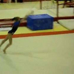 Viktoria Komova Sticks Un Tumbling Pass Difícil (GIF «WOGymnastika