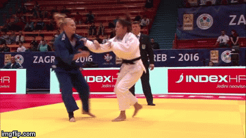 What a strong and dynamic Seoi-nage!